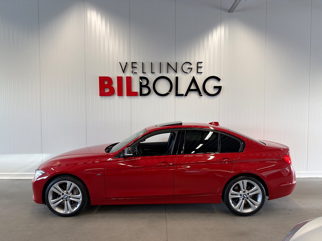 BMW 335i Sedan Steptronic Sport line Taklucka H/K B-Kamera Drag
