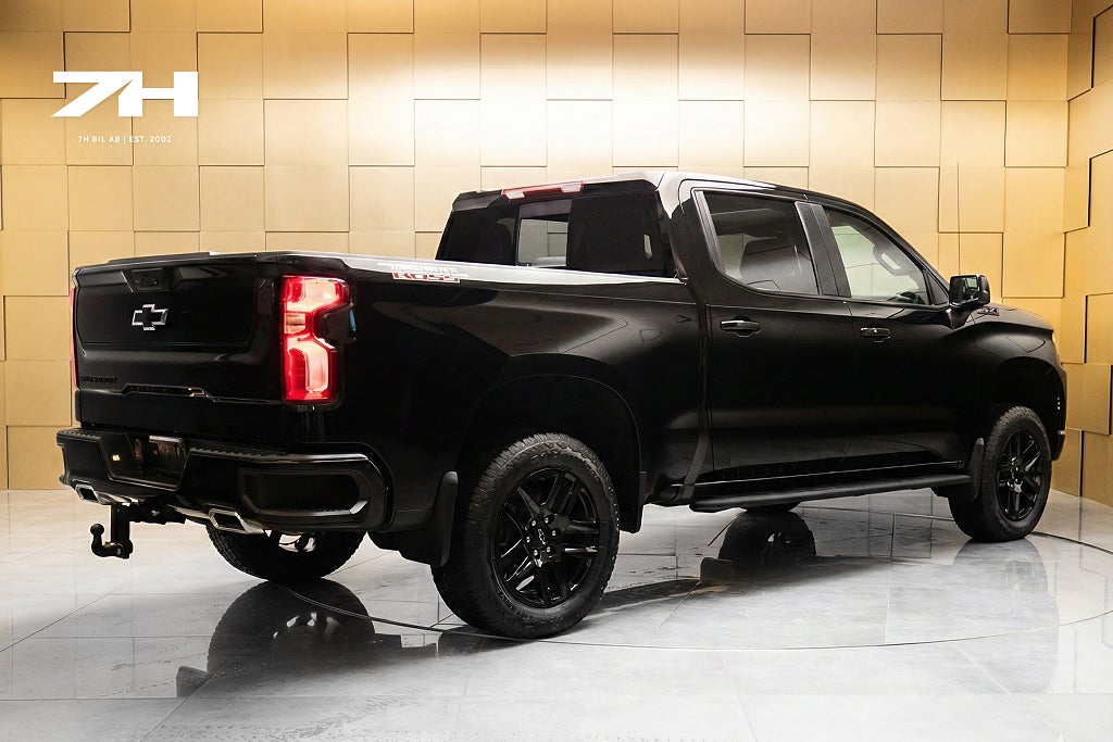 Chevrolet Silverado 1500 Z71 LT Trail Boss 3.0 D / BOSE® / Taklucka / 360°