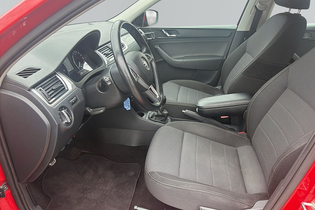 Skoda Rapid 2015
