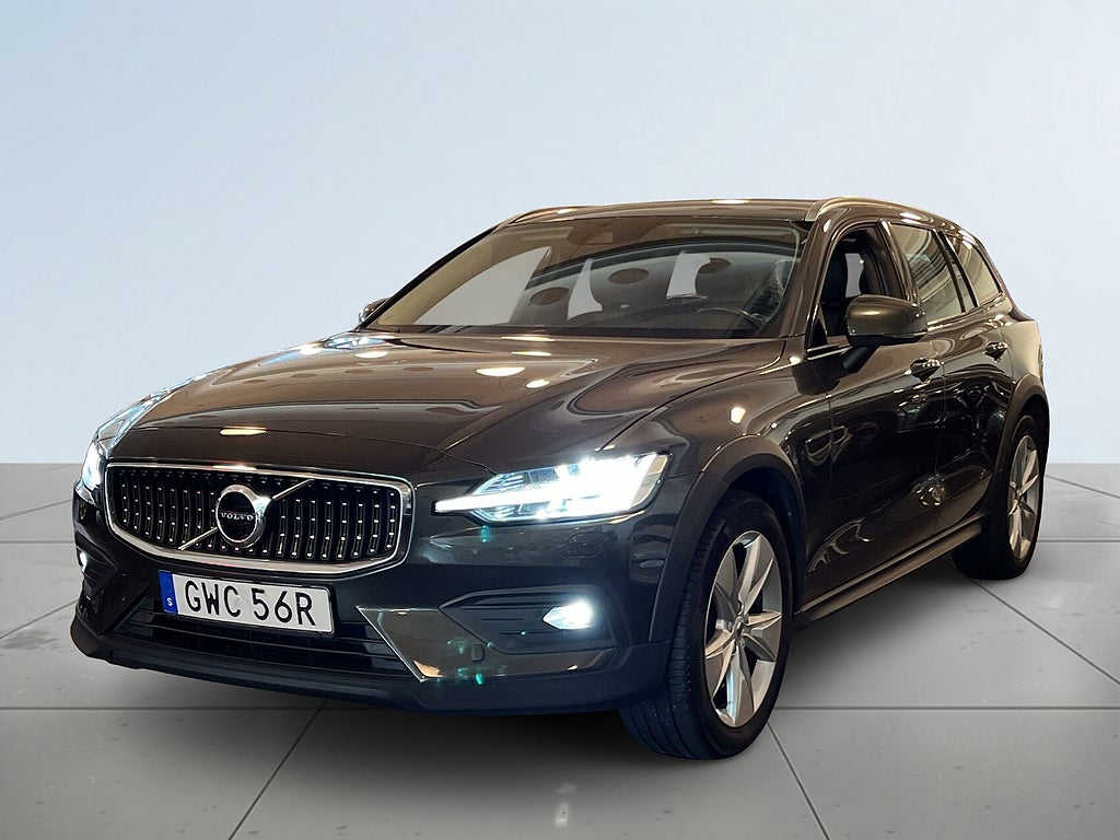 Volvo V60 Cross Country D4 AWD Aut Momentum Pro Dvärm/Kamera/Dragkrok