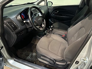Kia Rio 5-dörrar 1.2 GLS S&V-hjul/Mvärm/Kamera/Navi/Rattvärm