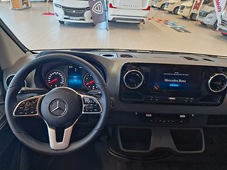 Husbil-halvintegrerad Kabe Novum 750 LGB 12 av 28