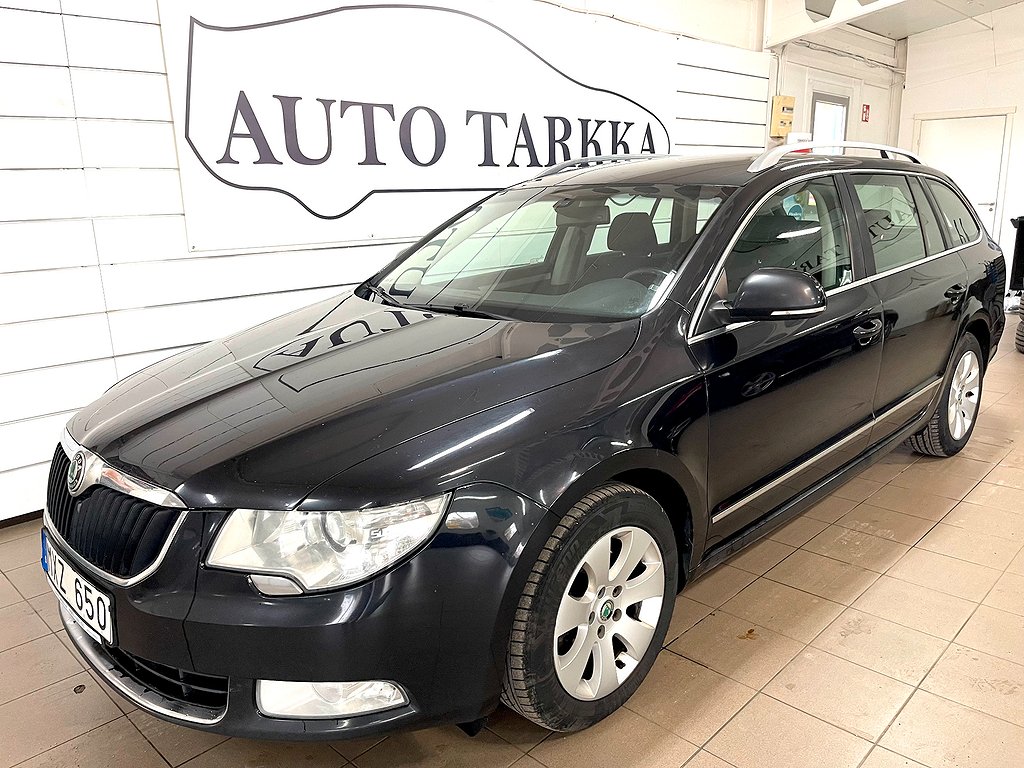 Skoda Superb 2.0 TDI Elegance Kombi 