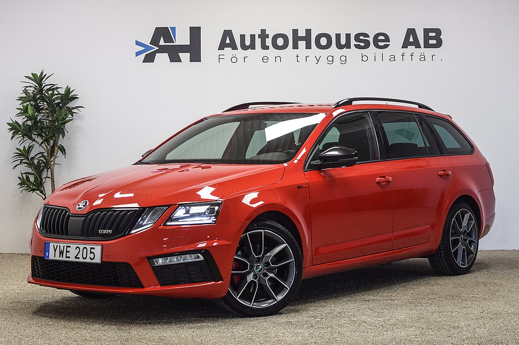 Skoda Octavia Kombi 2.0 TDI 4x4 RS 184HK Premium Canton Värmare Drag