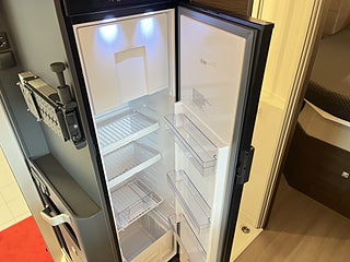 Husbil-integrerad Adria SONIC SUPREME 700 DC 17 av 26