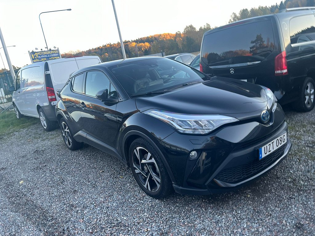 Toyota C-HR Hybrid CVT X-Edition Euro 6 MOMSBIL BRA SKICK