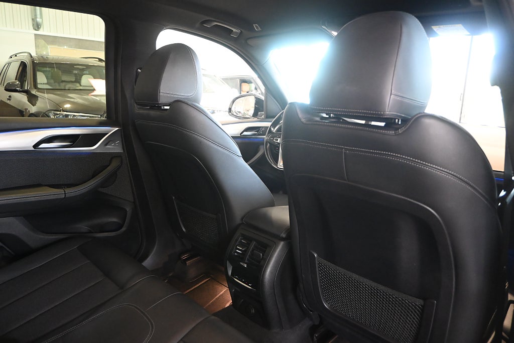 BMW X3 2019 - miniatyr 13