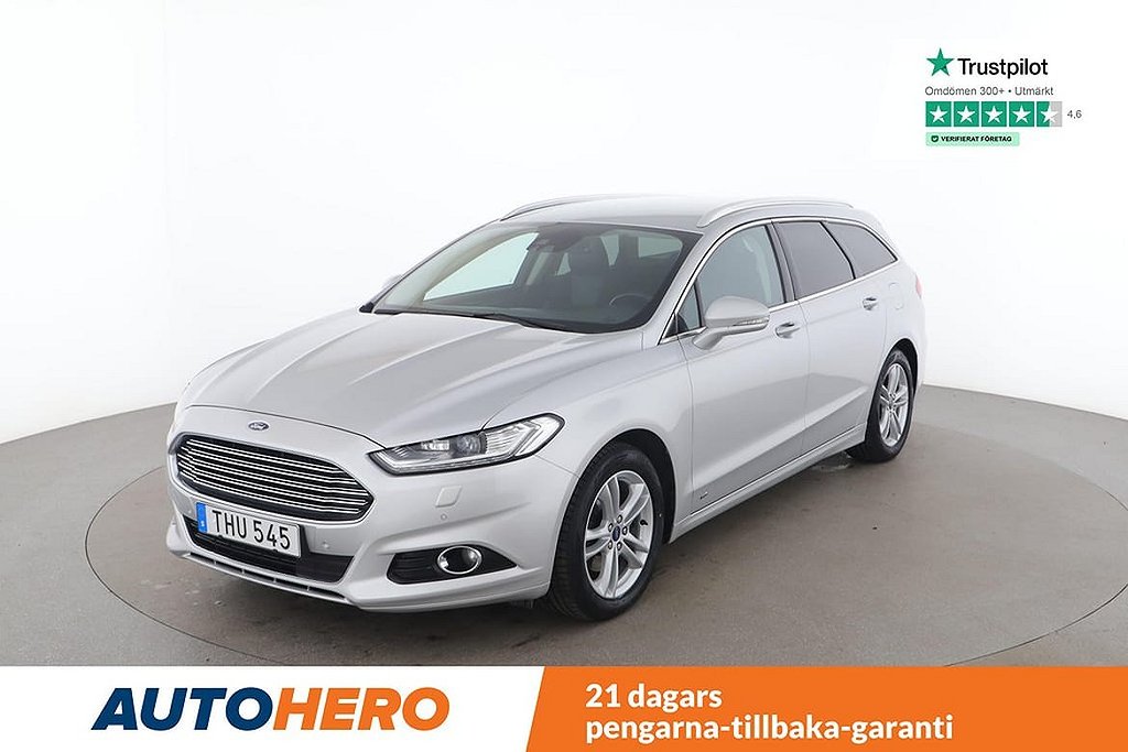 Ford Mondeo Kombi 2.0 TDCi AWD Powershift Titanium / Värmare