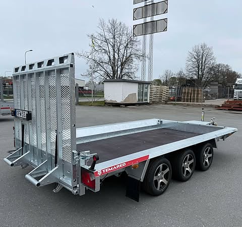 Temared BUILDER 4018 MASKINSLÄP / NYTT / 71,200:- EX. MOMS