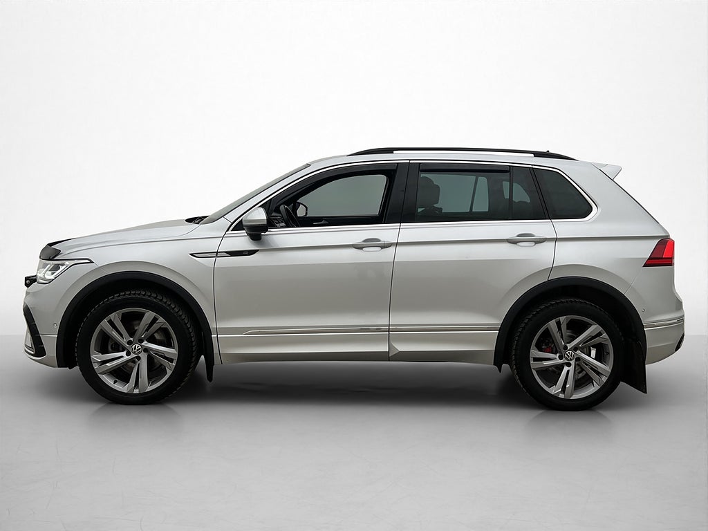 Volkswagen Tiguan 4M R-Line Värmare Dragkrok Cockpit Kamera
