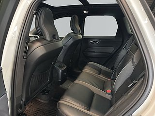 Volvo XC60 Recharge T8 AWD R-Design S&V-Hjul/Drag/Pano/360