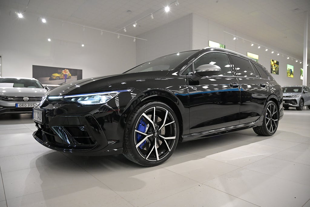 Volkswagen Golf R Sportcombi 333 hk Drag