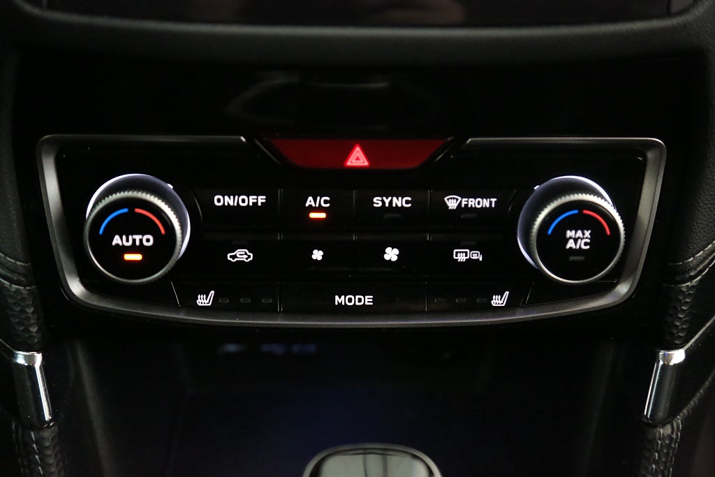Subaru Forester 2,0i e-Boxer XFuel AWD Aut Extraljus Motorvärmare 2024