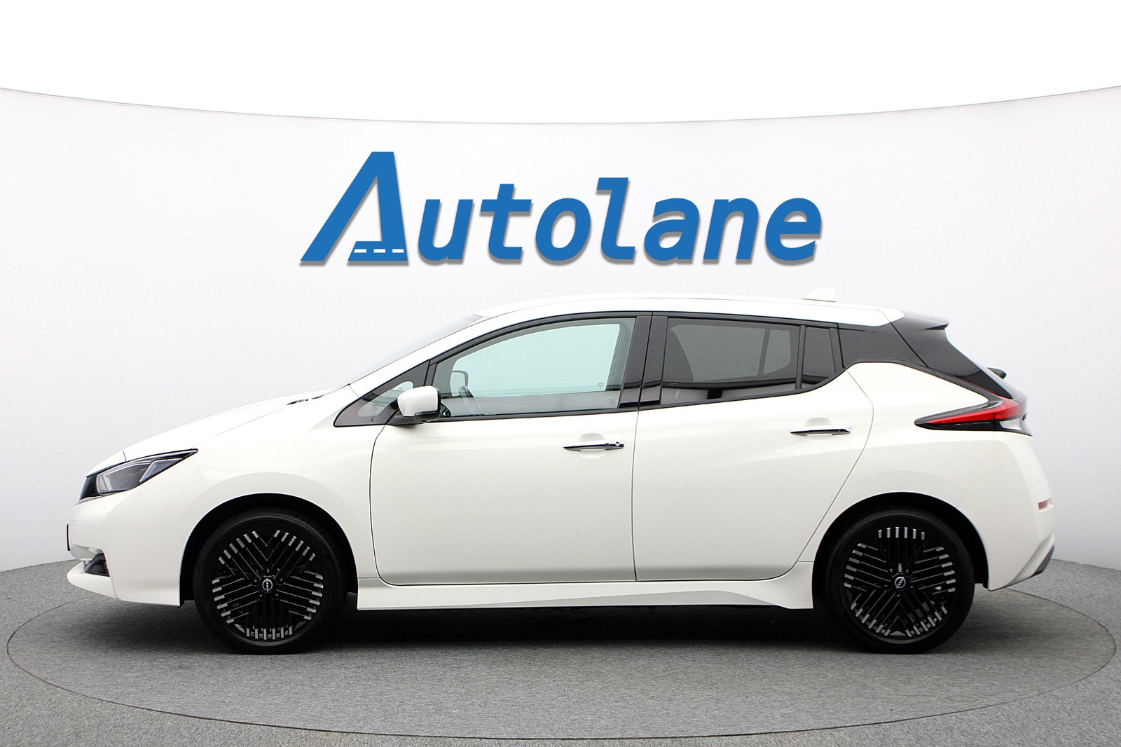 Nissan Leaf e+, 217hp, 2023