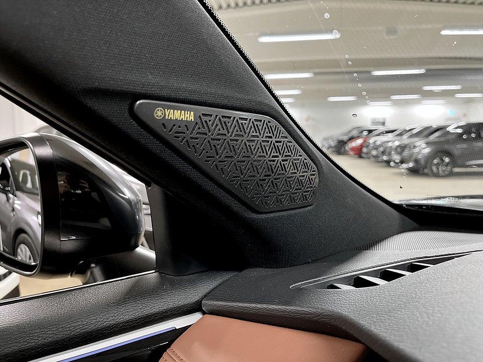 Bild på Mitsubishi Outlander Instyle+ PHEV 306hk Aut 4WD ELSTOL PANO B-KAMERA
