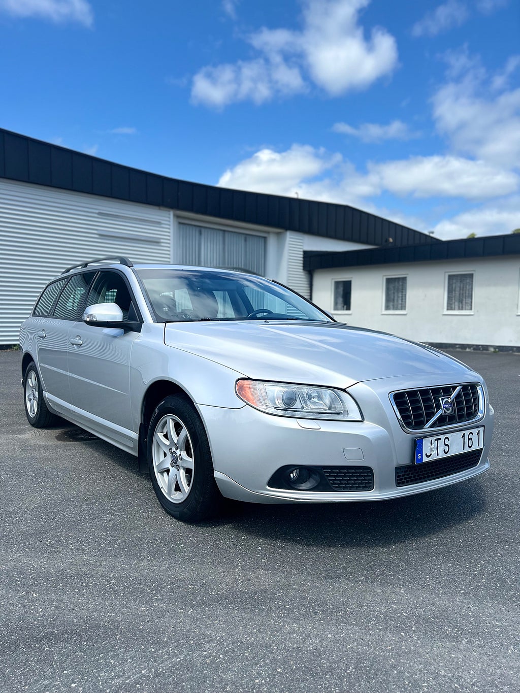 Volvo V70 2.0F Momentum Euro 4