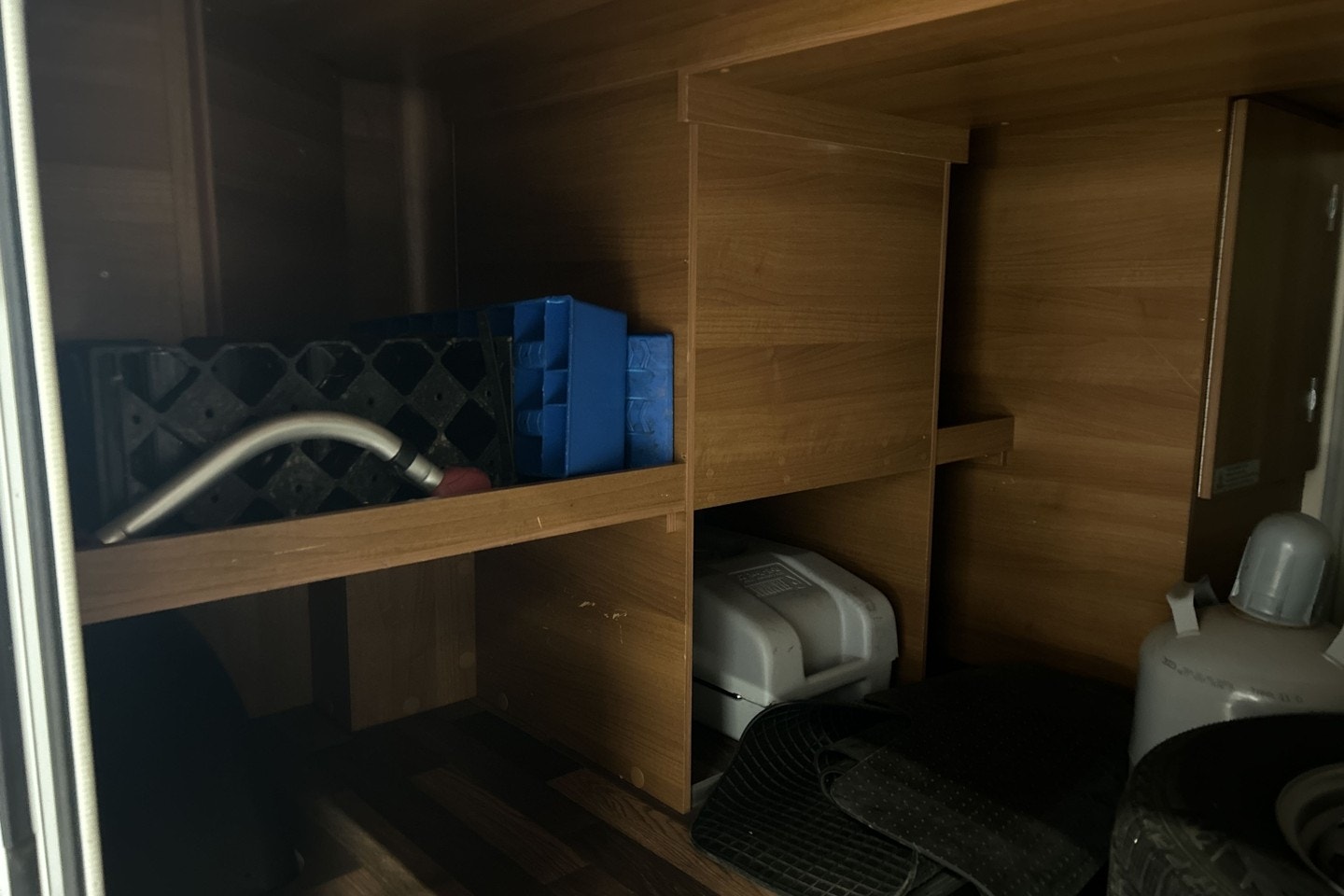 Knaus SKy Ti 650 MEG 2012 - miniatyr 11