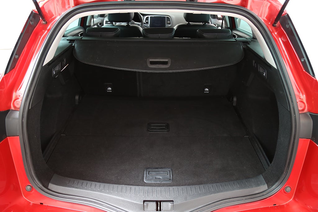 Renault Mégane Sport Tourer 1,3 TCe 140hk Aut Navi Kamera