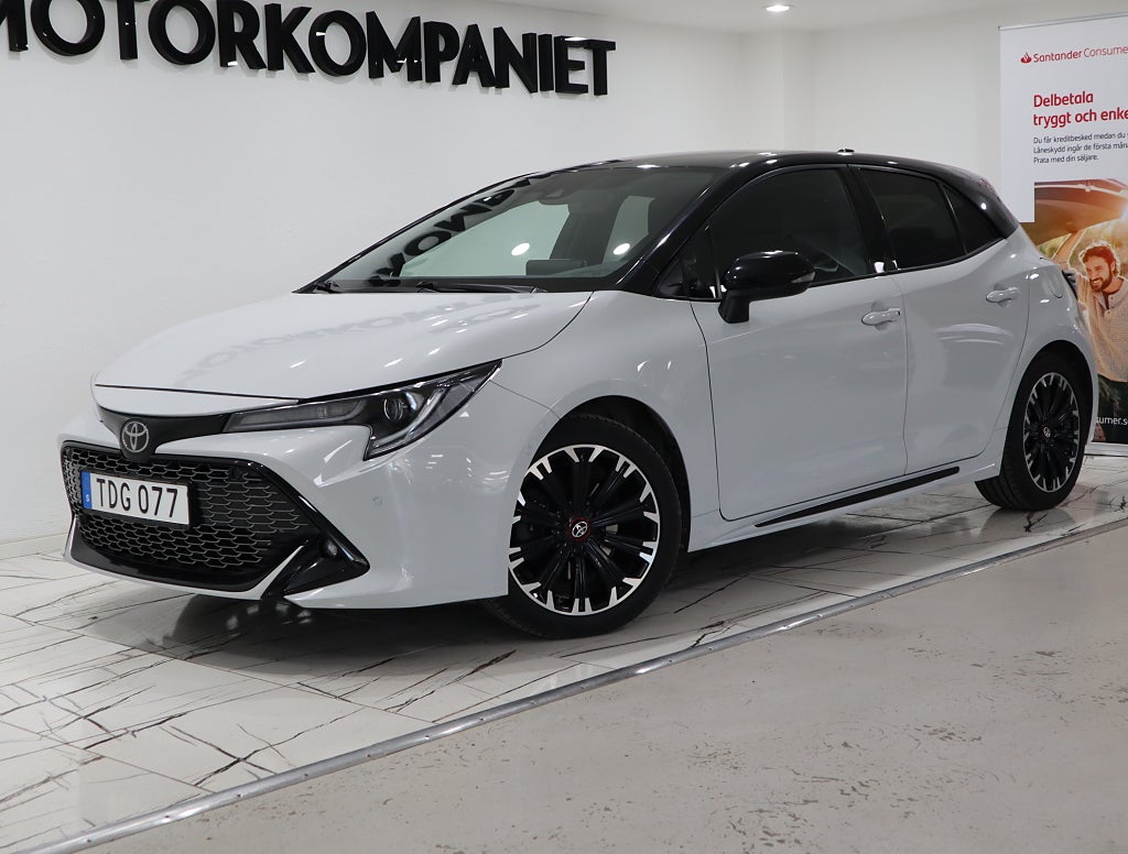 Toyota Corolla Hybrid e-CVT GR Sport Teknikpaketet M&K Värmare Drag