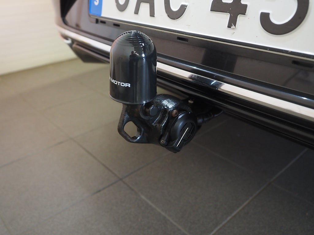 Volkswagen Arteon eHybrid Shooting Brake 218hk TSI R-Line Dragpkt Cockpit 2022