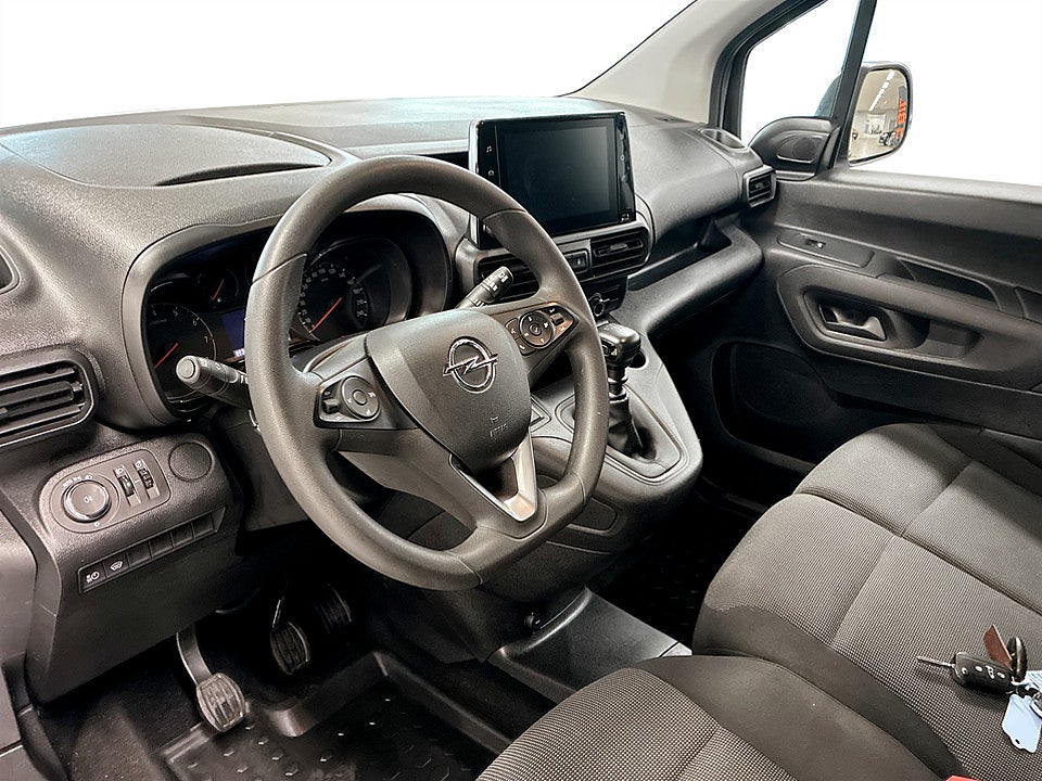 Bild på Opel Combo Cargo XL Business 1.5 BlueHDi 102hk L2 B-KAMERA DRAG