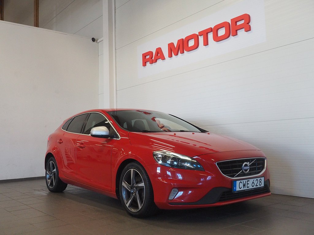 Volvo V40 D2 120hk R-Design | PDC | D-värm | 2016