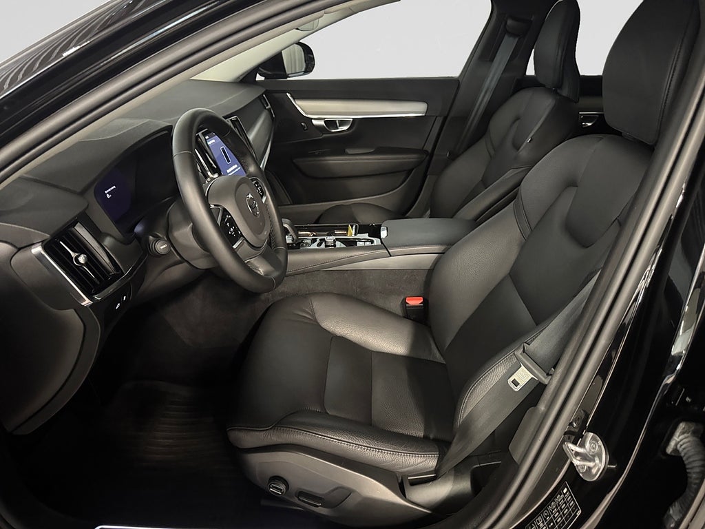 Volvo V90 Recharge T6 AWD Aut Core Edition Adaptiv fart Helskinn bild 11