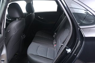 Halvkombi Hyundai i30 17 av 18