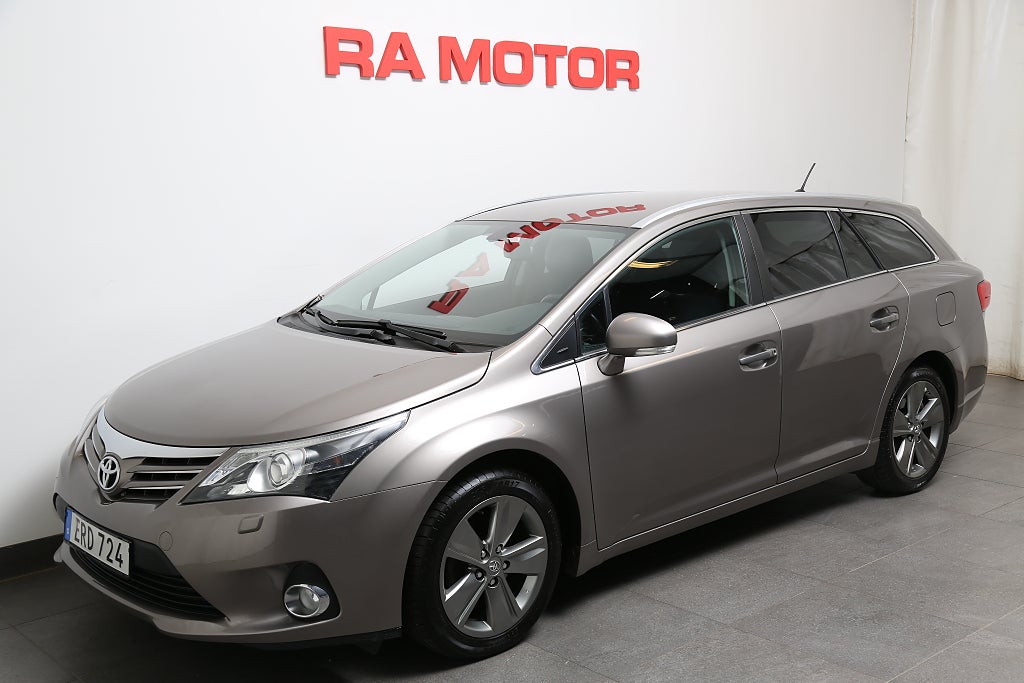 Toyota Avensis 1,8 147hk Edition 50 Kombi Navi Motorv Dragkrok 2015