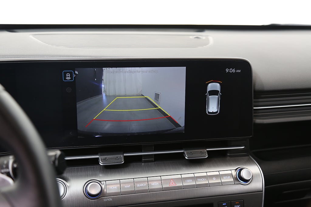 Hyundai Kona Electric Standard Range Essential 2024