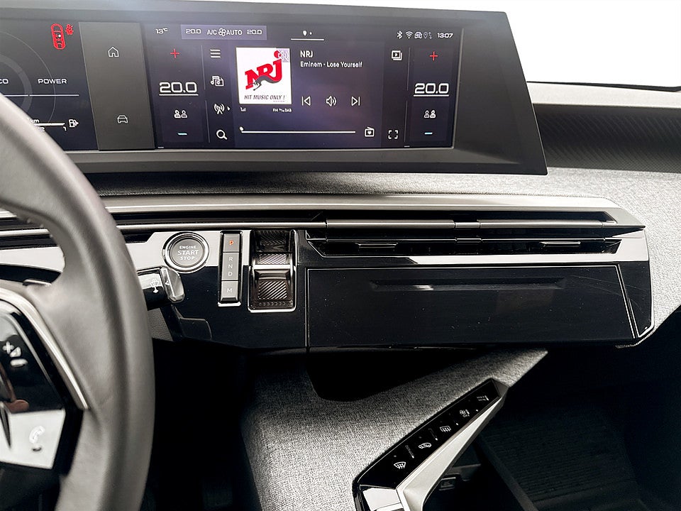 Bild på Peugeot 3008 Allure Hybrid 145hk Aut B-KAMERA CARPLAY