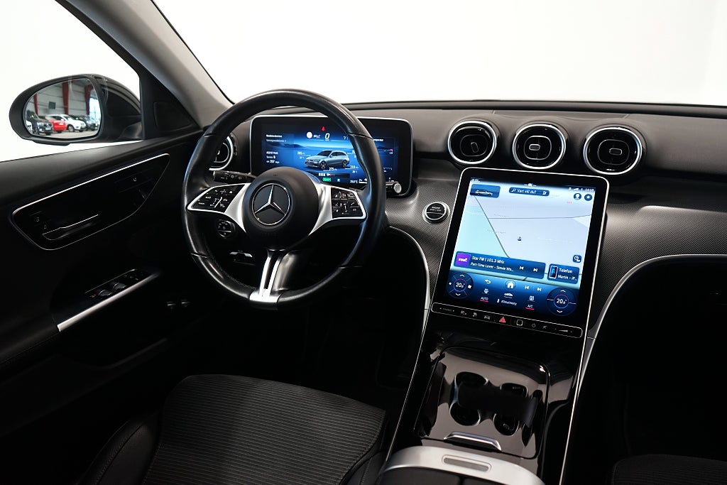 Mercedes-Benz C 300 T e 9G-T Avantgarde B-kamera Navi 313hk 4.99% Ränta