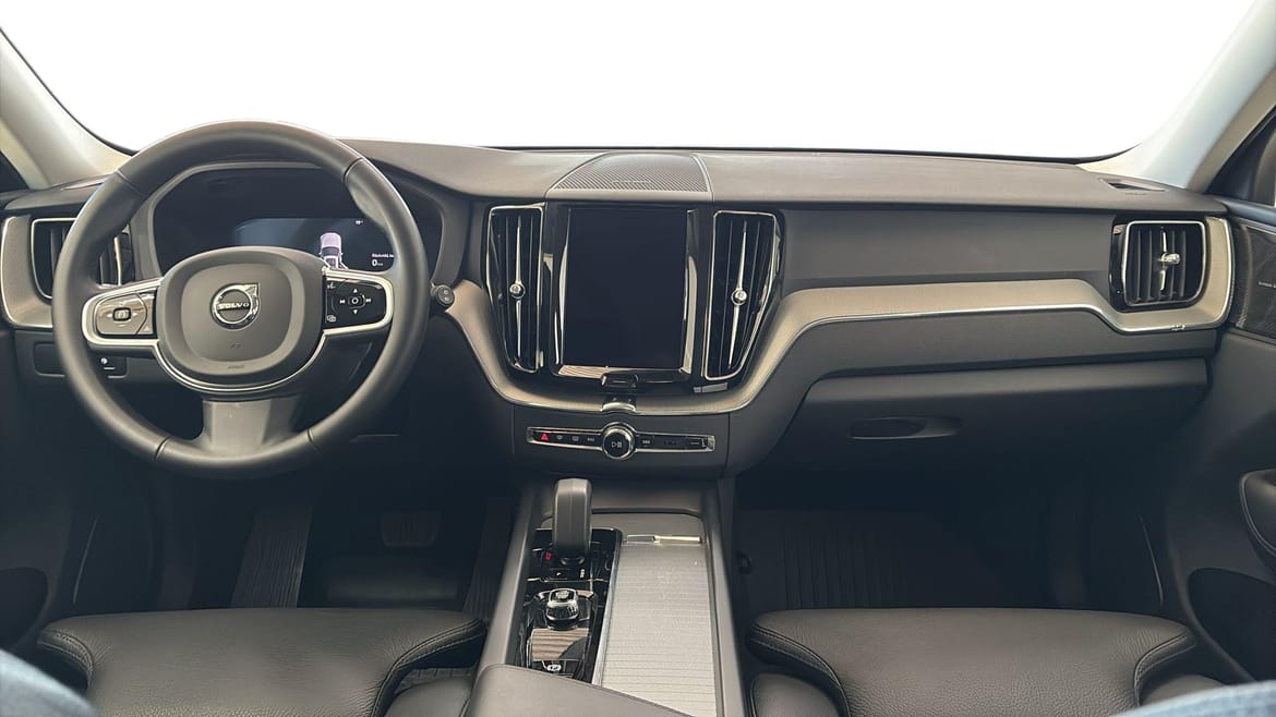 Volvo XC60 Plus Dark Nordic 2025, bild 6/10