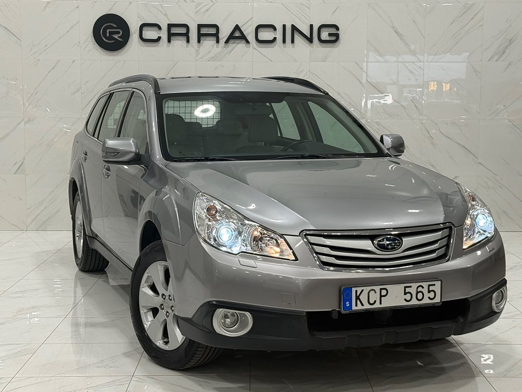 Subaru Outback 2.5 4WD Lineartronic Business|Dragkrok|coupevärme|
