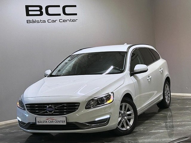 Volvo V60 D4 Momentum Drag / VOC / Kamrem bytt / P-sensor 