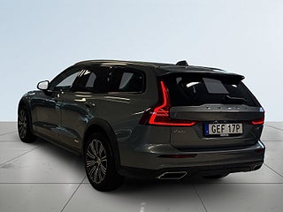 Volvo V60 Cross Country D4 AWD Advanced SE II Drag B-kamera Pano Rattvärme S&V bakifrån