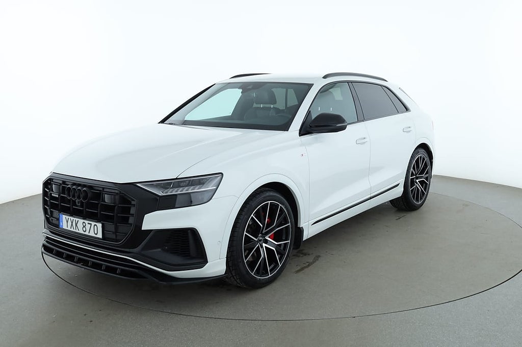 Audi Q8 50 TDI quattro S Line / CarPlay, Matrix, Drag, 360°