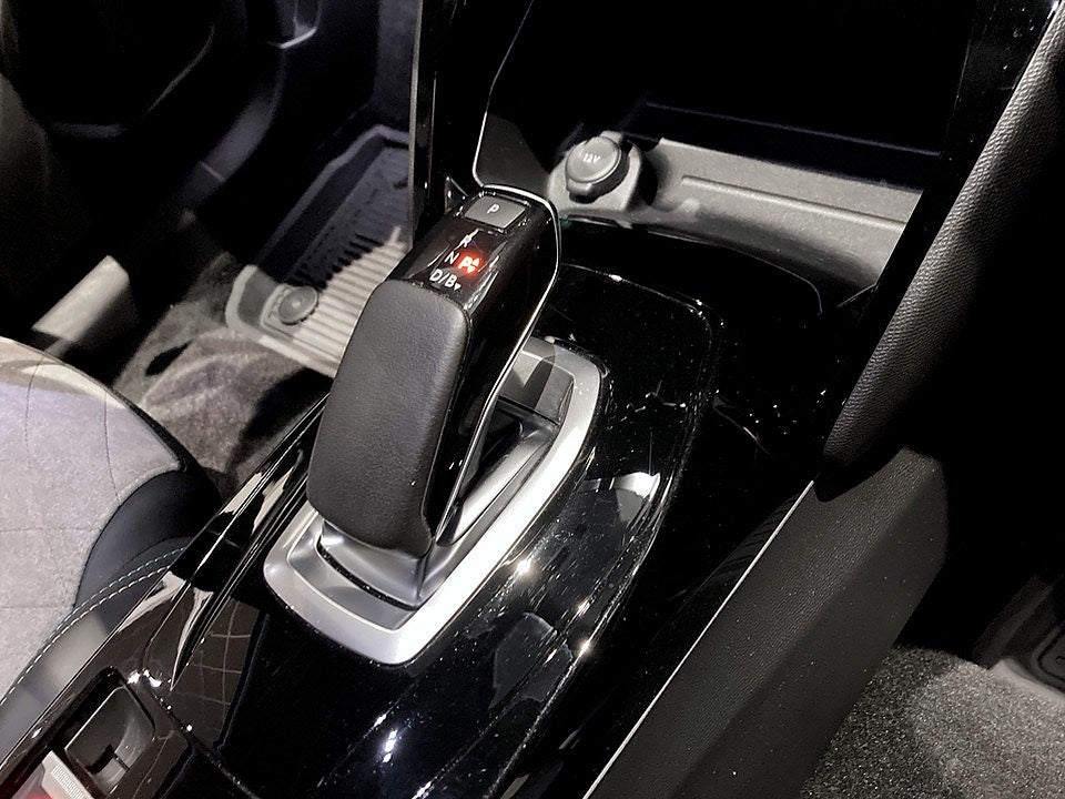 Bild på Peugeot E-2008 GT 50kWh 136hk Aut - B-KAMERA, CARPLAY