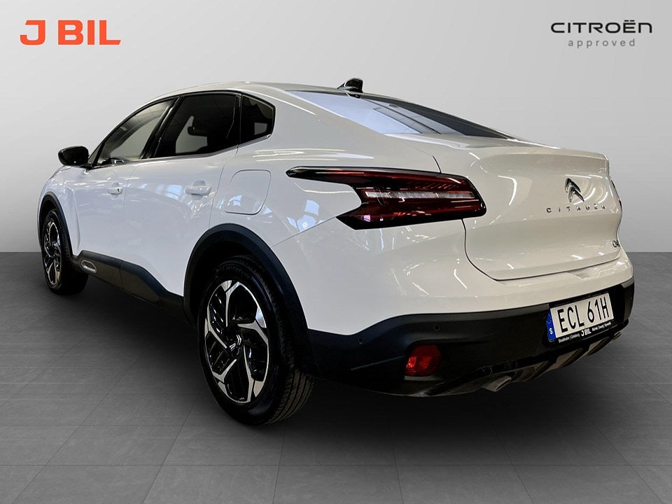 Bild på Citroën C4 X Shine 1.2 PT 130hk Aut - 360-KAMERA, CARPLAY