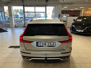 Volvo V60 PLUG-IN T6 AWD R-Design Drag/B-kamera/Mvärmare/S&V