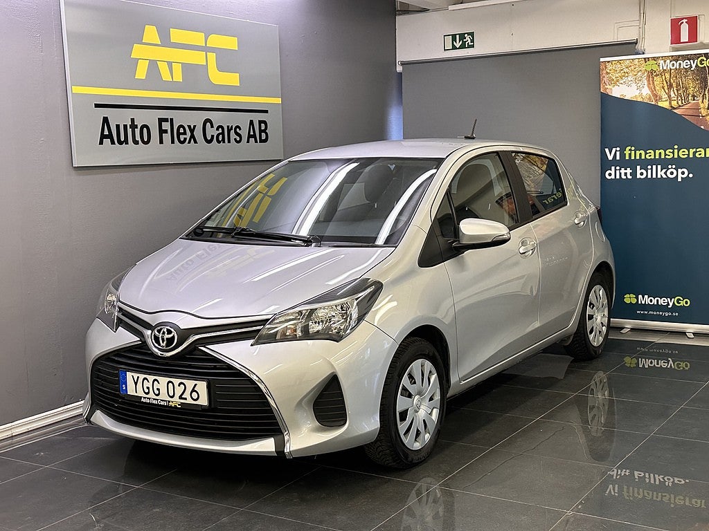 Toyota Yaris 5-dörrar Dual VVT-i | NYBESIKTAD | FULLSERVAD |