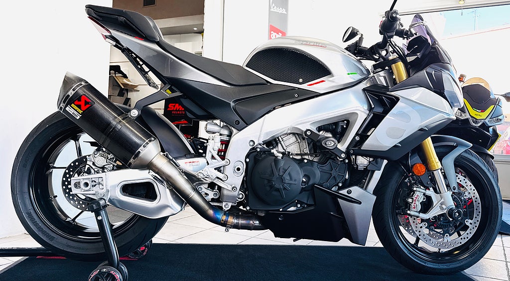 Aprilia Tuono V4 1100 