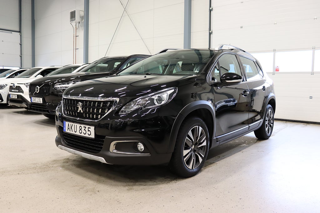 Peugeot 2008 1.2 PureTech 110 EAT Panoramatak Kamrembytt 110hk
