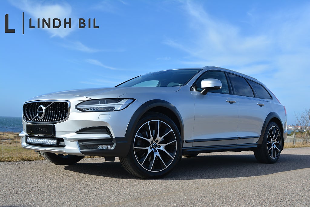 Volvo V90 Cross Country D4 AWD 190HK TEKNIK KLIMATPKT ADVANCED SEIII EXKLUSIV