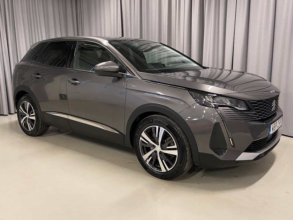 Peugeot 3008 HYBRID 225hk Allure Drag Pvärm Navi