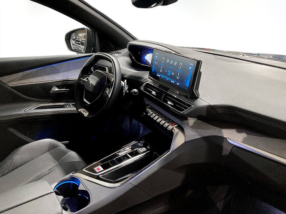 Bild på Peugeot 3008 GT Black Pack 1.2 PT 130hk Aut - B-KAMERA, CARPLAY