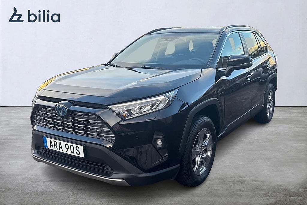 Toyota RAV4 Hybrid AWD-i 2,5 Active Komfortpaket Garanti T.O.M 2027-11...