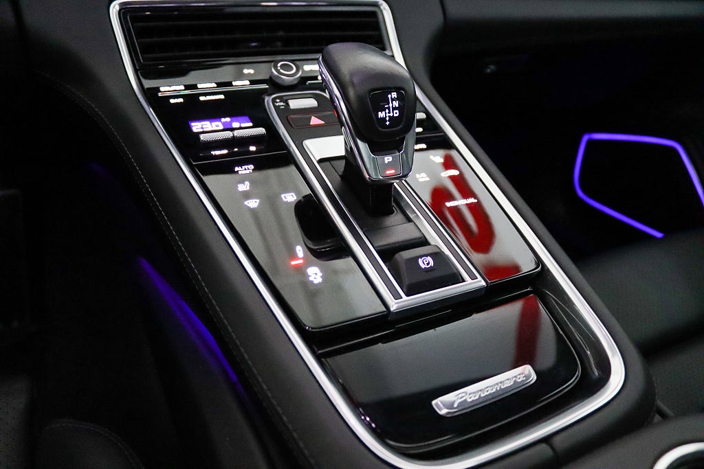 Porsche Panamera 4 E-Hybrid Sport Turismo Platinum Edition Sport chrono