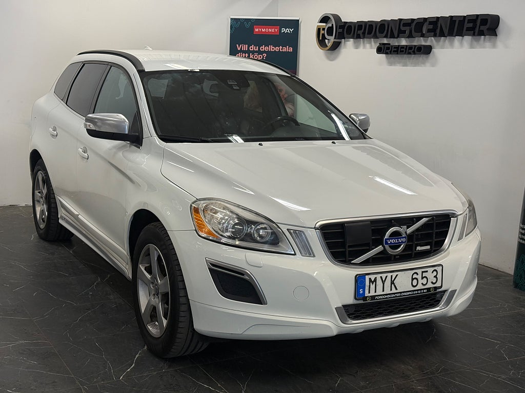 Volvo XC60 D4 Geartronic R-Design | D-Värmare | Drag | PDC | BT |