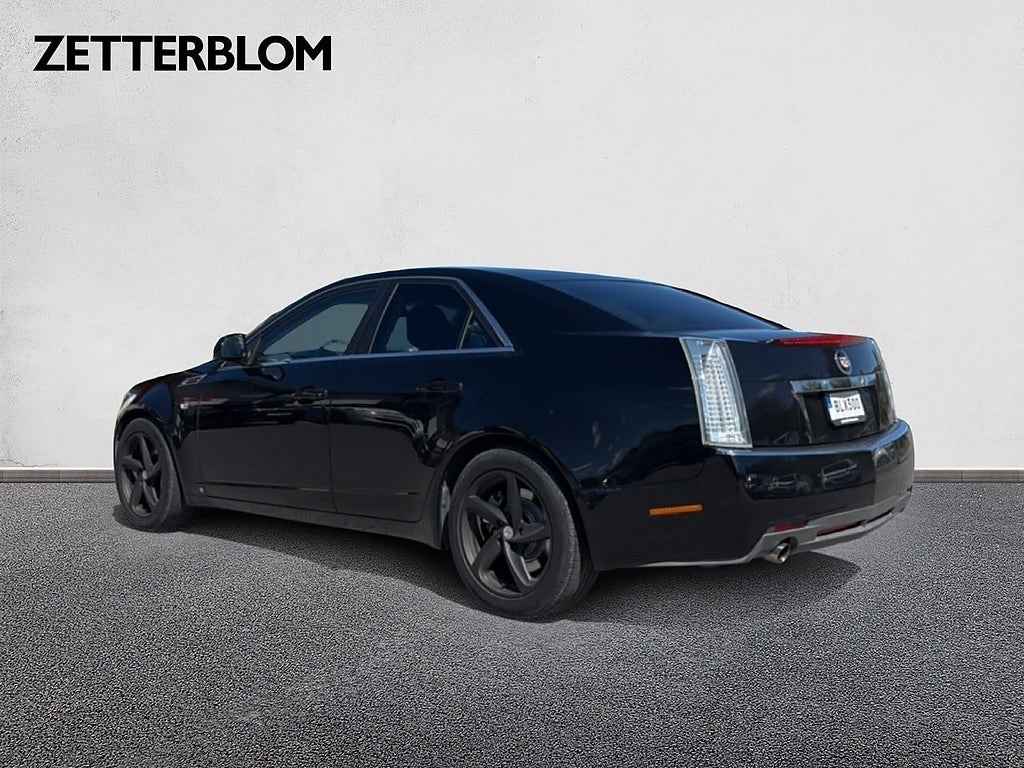 Sedan Cadillac CTS 3 av 14